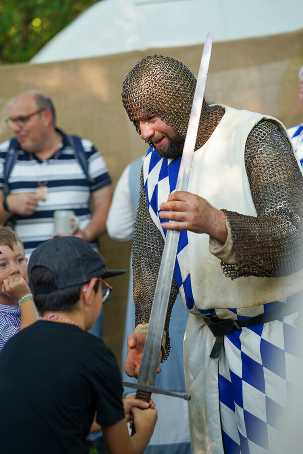 Ritter mit Schwert
